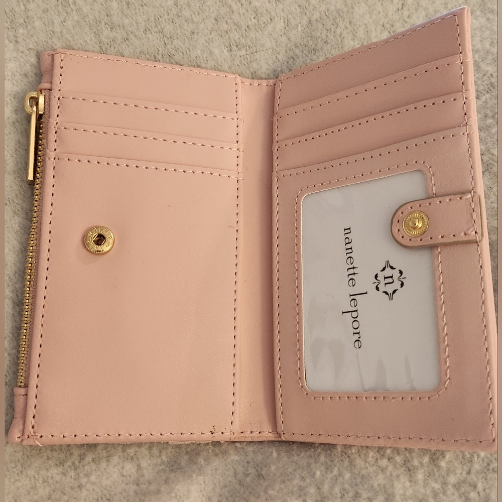 Nanette Lepore Light Pink Bifold Wallet With Gift Box NWOT - Picture 9 of 11